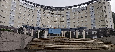 深圳市龙华区人民政府——测温登记智能闸机系统