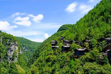 国家AAAA级景区——恩施地心谷