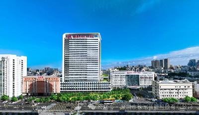 深圳龙华区人民医院-上线铁军智能闸机
