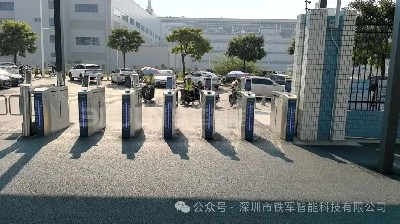 人行通道闸机在生产时应该考虑人员通行的安全性