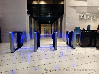智能升级，高效管控：写字楼人行通道闸门禁考勤一体化解决方案