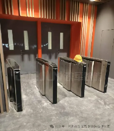 铁军智能闸机厂家分享：人行通道翼闸常见故障及解决方法