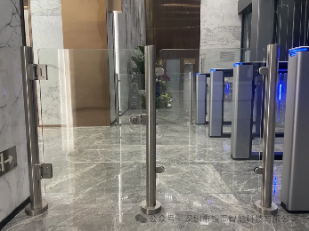 高端闸机生产厂家告诉你：速通门通道宽度、外观材质、识别方式如何按需定制