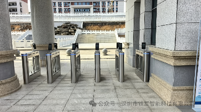 校园人脸识别门禁系统真的安全吗？活体检测+防尾随+防闯关三重保障
