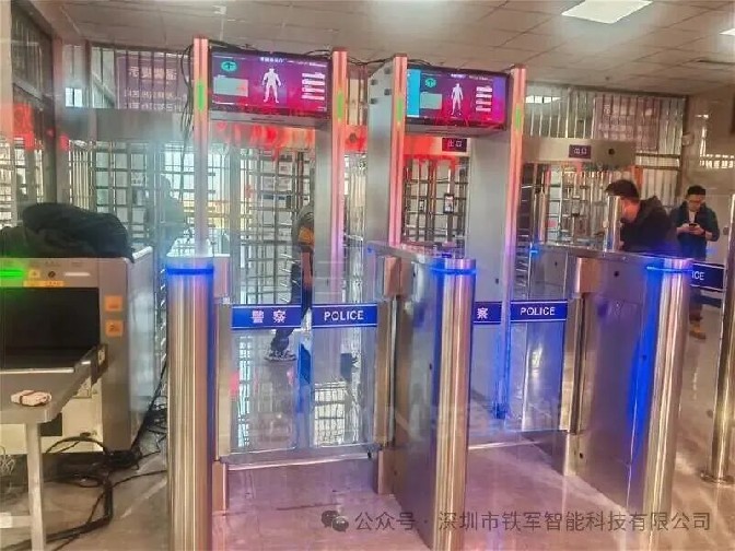 陕西省某监狱上线铁军智能加高防爬摆闸+探测门联动系统