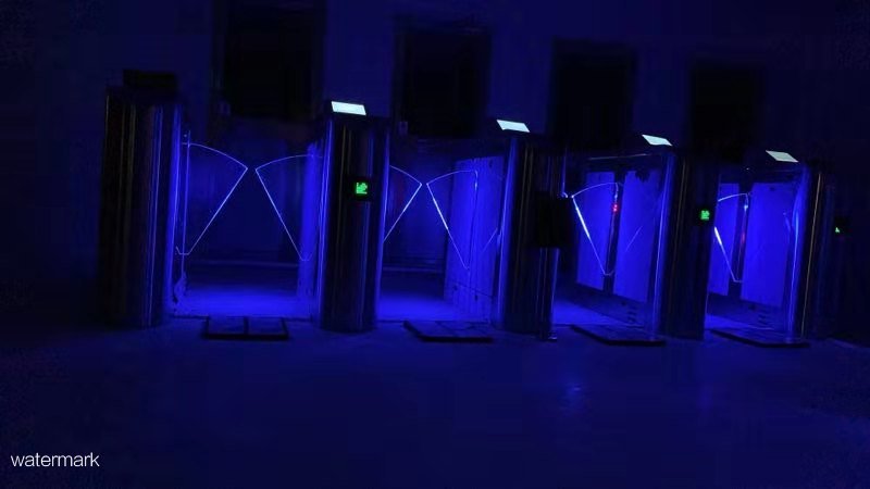江西合力泰ESD防静电翼闸项目