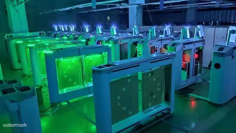 云南大理重点中学智慧校园闸机案例
