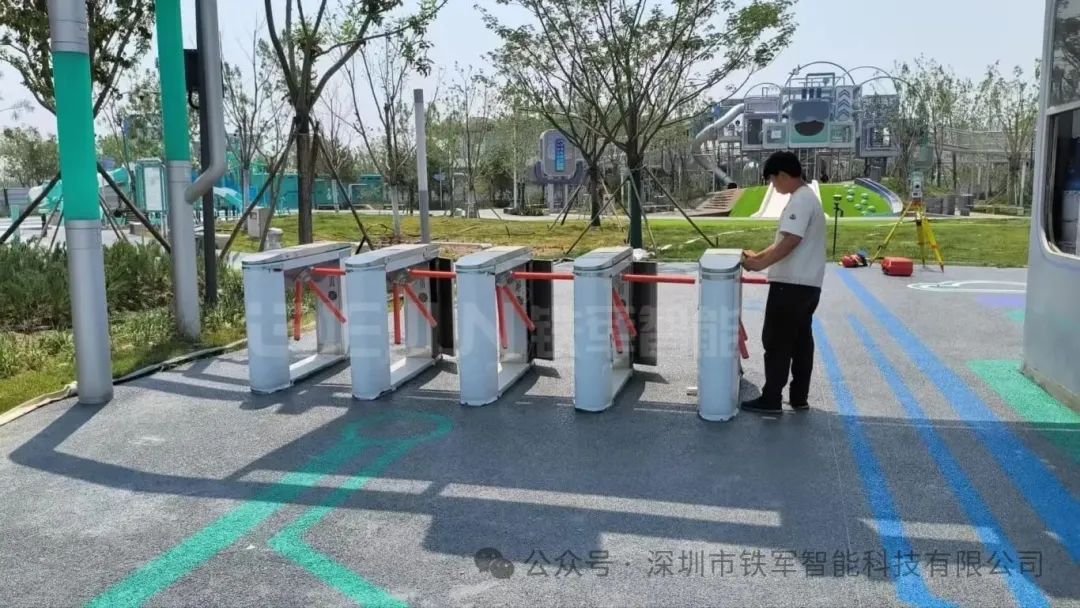 景区人行通道闸的闸门有哪几种材质可以选？