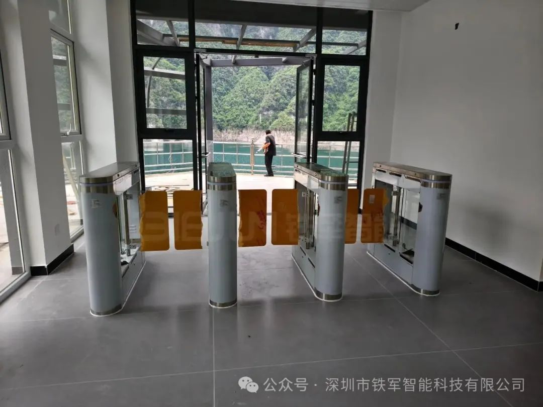 1760685968170166.jpg 5.jpg