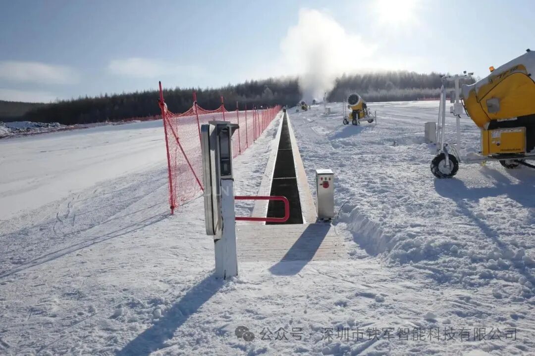 从硬件到解决方案：智能自助检票闸机如何驱动滑雪场实现全流程数字化管理？